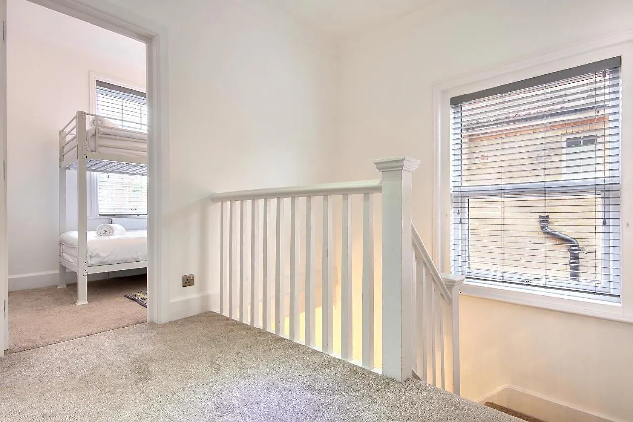 Holiday home 7 Palms Villa Bournemouth
