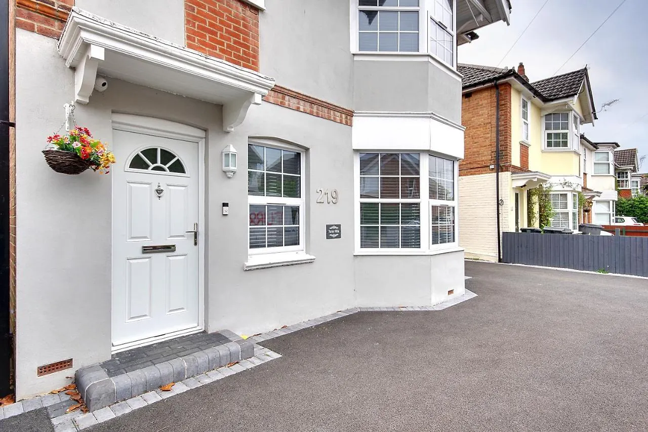 7 Palms Villa Bournemouth United Kingdom