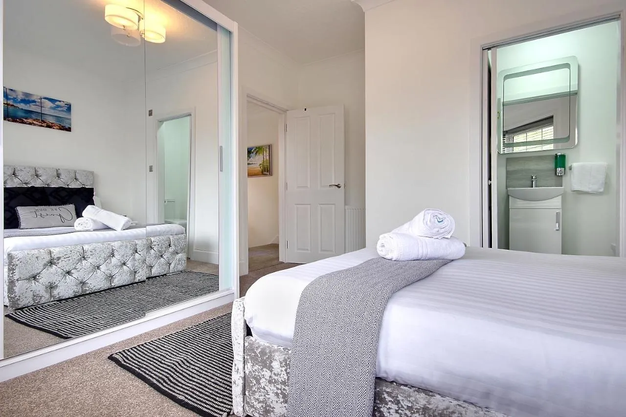 Holiday home 7 Palms Villa Bournemouth